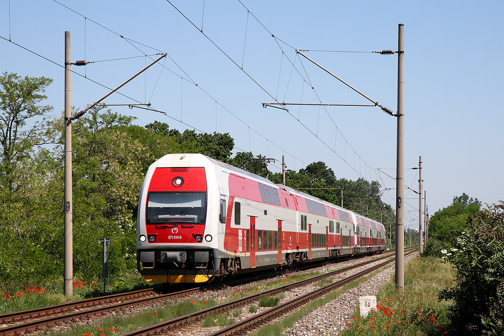 Fotogalerie řady 671